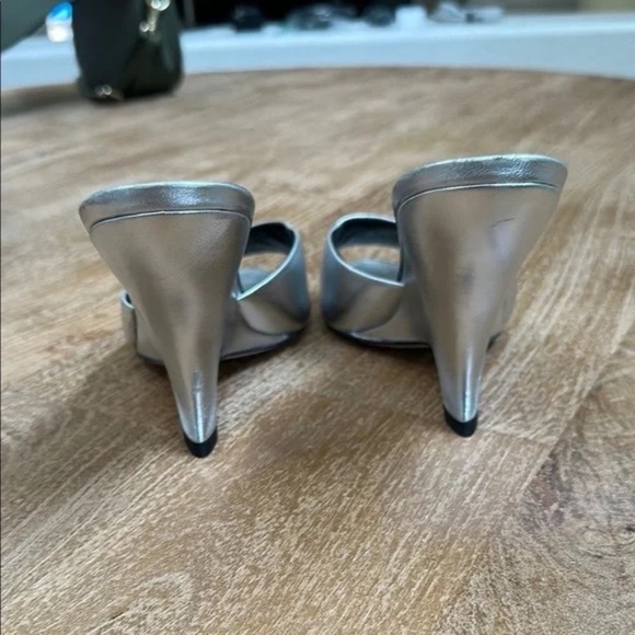 Veronica Beard Mila Silver Metallic Sling Back 8.5 - Picture 8 of 11